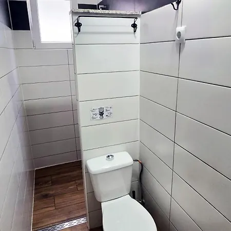 Casa Roja 2 - Quiet Resort, Central, Parking Appartement