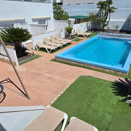 Casa Roja 2 - Quiet Resort, Central, Parking * Tías