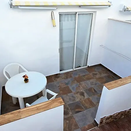 Casa Roja 2 - Quiet Resort, Central, Parking * Tias